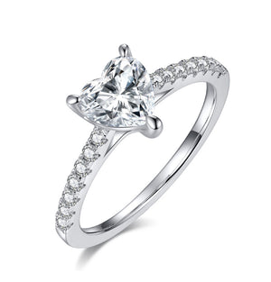 HEART PAVÉ RING 1 CT