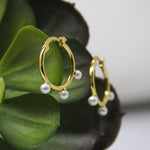 SMALL PEARL HOOPS